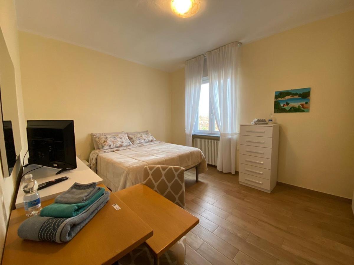 De Candia House Apartment Rescaldina ภายนอก รูปภาพ